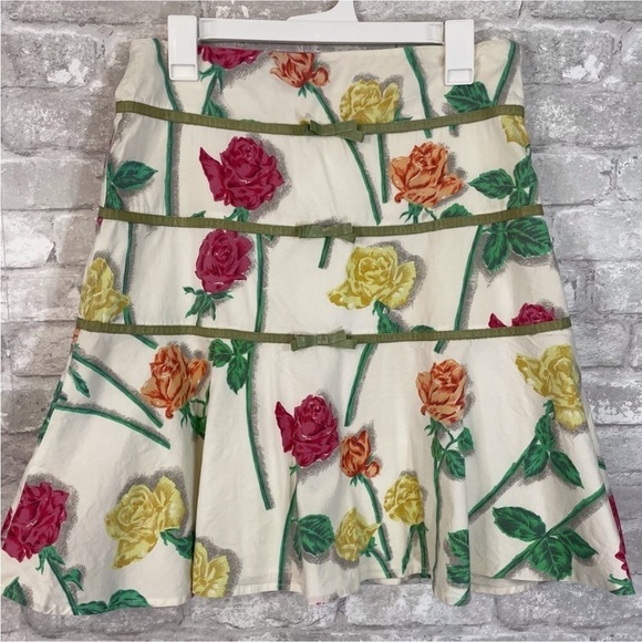 Anthropologie Dresses & Skirts - Anthropologie Elevenses White Floral Ribbon Skirt